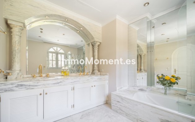 Wiederverkauf - Villa - Marbella - The Golden Mile