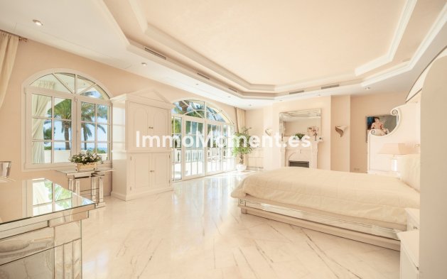 Wiederverkauf - Villa - Marbella - The Golden Mile