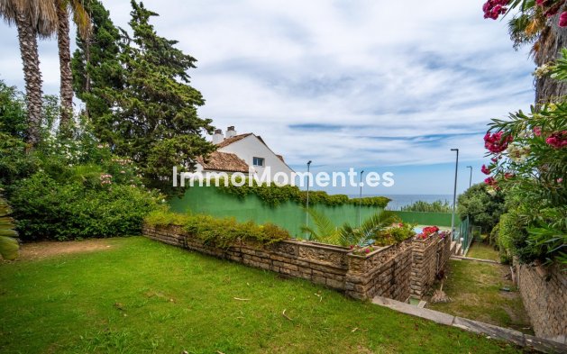 Resale - Villa - Estepona - Estepona Centro