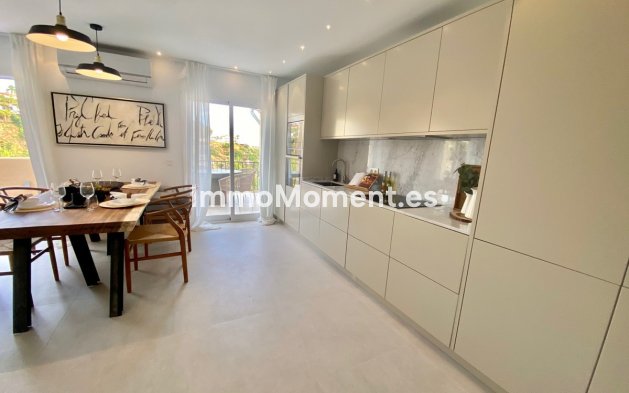 Resale - Apartment - Benahavís - La Quinta