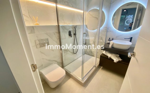 Resale - Apartment - Benahavís - La Quinta