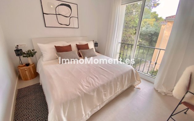 Resale - Apartment - Benahavís - La Quinta