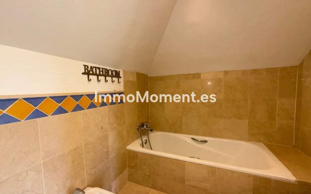 Revente - Appartement - Marbella - Nueva Andalucía