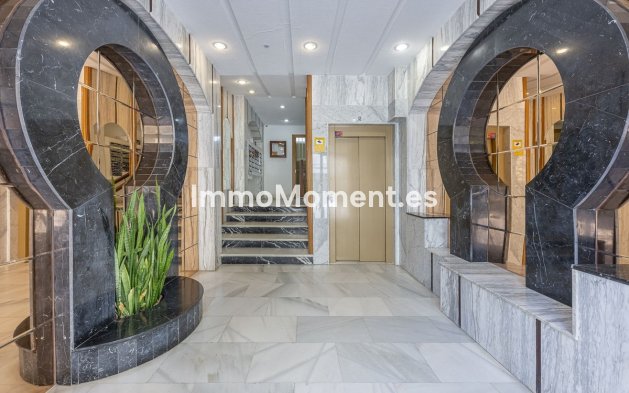 Wiederverkauf - Wohnung - Fuengirola - Fuengirola Centro