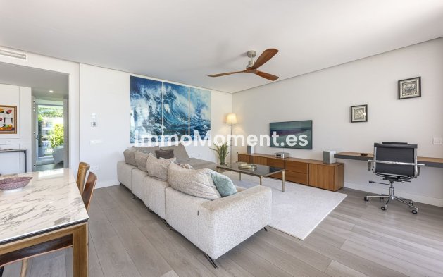 Wiederverkauf - Wohnung - Estepona  - Estepona Centro