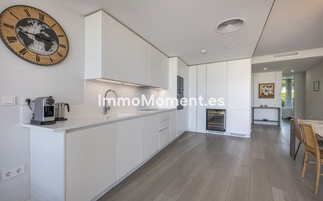 Wiederverkauf - Wohnung - Estepona  - Estepona Centro