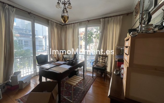 Resale - Villa - Denia - Denia Centro