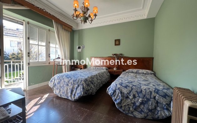 Resale - Villa - Denia - Denia Centro