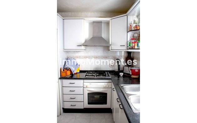 Wiederverkauf - Wohnung - Marbella - San Pedro de Alcántara