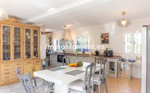 Bestaande woning - Villa - Estepona  - New Golden Mile