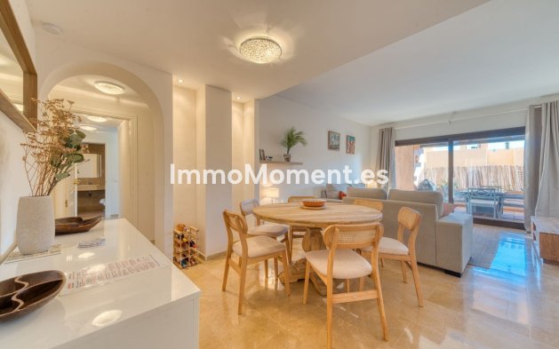 Resale - Apartment - Manilva - La Duquesa