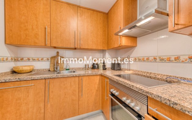 Resale - Apartment - Manilva - La Duquesa