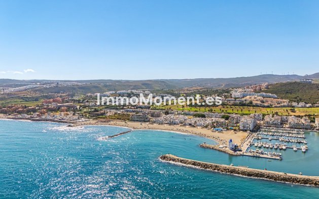 Resale - Apartment - Manilva - La Duquesa