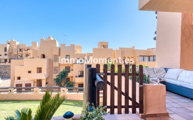 Resale - Apartment - Manilva - La Duquesa