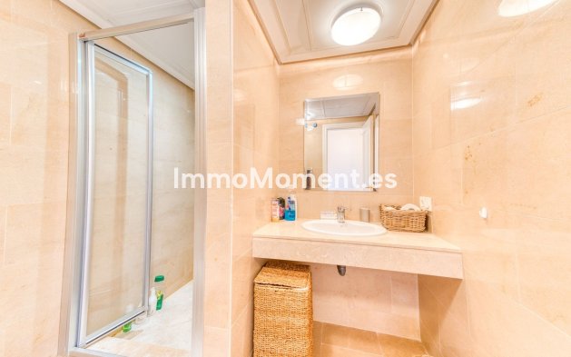 Resale - Apartment - Manilva - La Duquesa