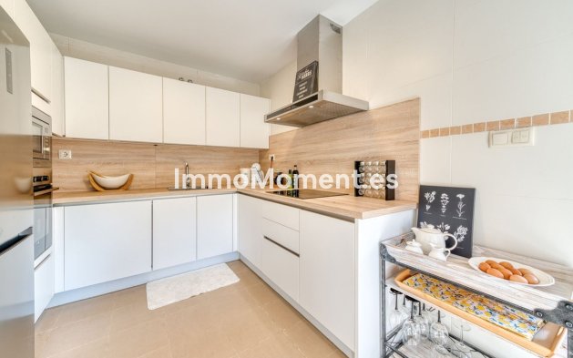 Revente - Maison mitoyenne - Estepona  - Estepona Centro