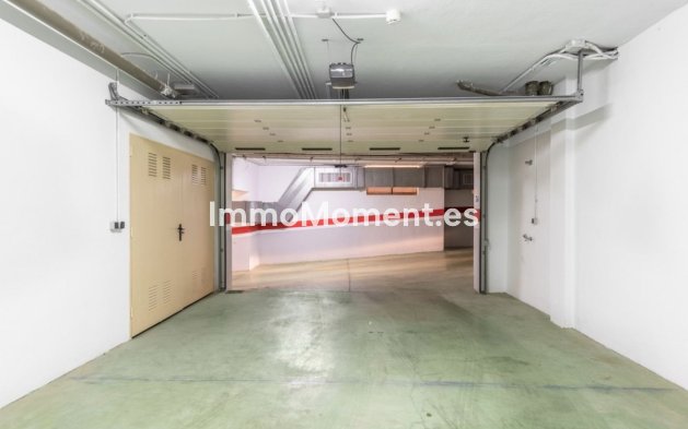 Revente - Maison mitoyenne - Estepona  - Estepona Centro