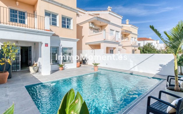 Revente - Villa - Estepona  - New Golden Mile
