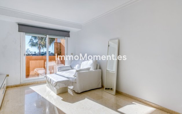 Resale - Apartment - Marbella - Elviria