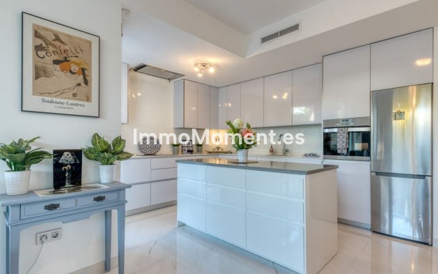 Wiederverkauf - Wohnung - Estepona  - Estepona Centro