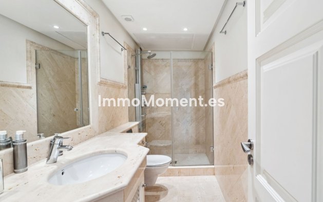 Wiederverkauf - Wohnung - Estepona  - Estepona Centro