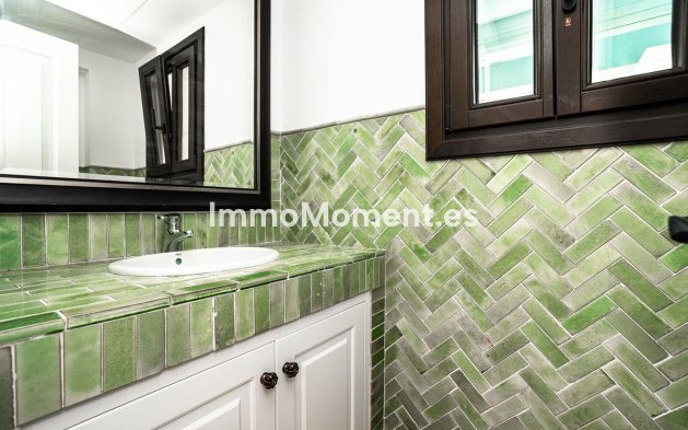 Wiederverkauf - Villa - Marbella - Guadalmina Baja