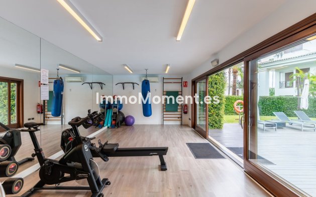 Resale - Apartment - Estepona - Estepona Centro
