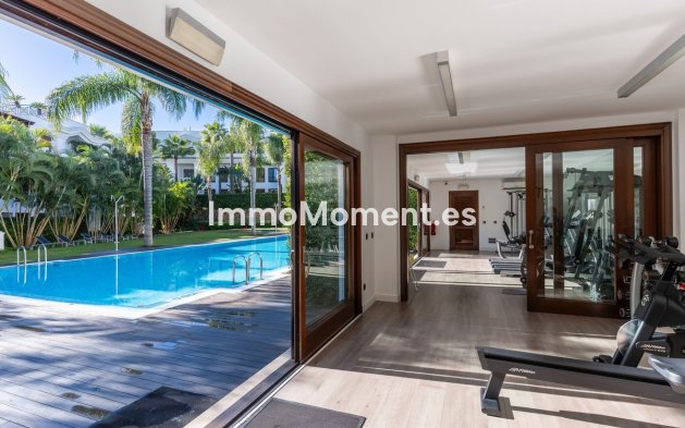 Resale - Apartment - Estepona - Estepona Centro