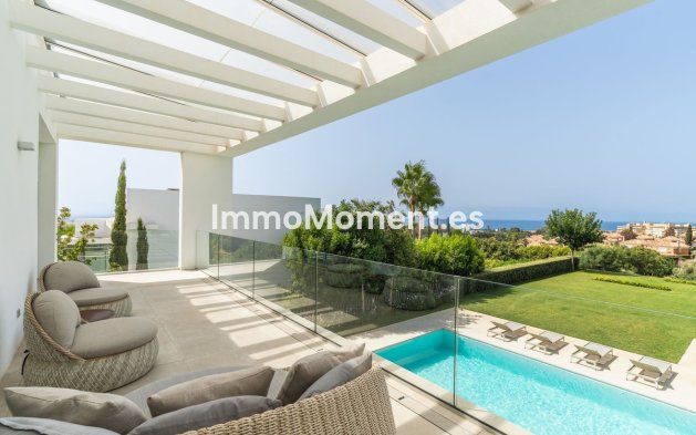 Resale - Villa - Marbella - Santa Clara