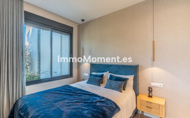 Resale - Villa - Marbella - Santa Clara