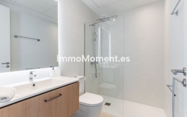 Resale - Villa - Marbella - Santa Clara