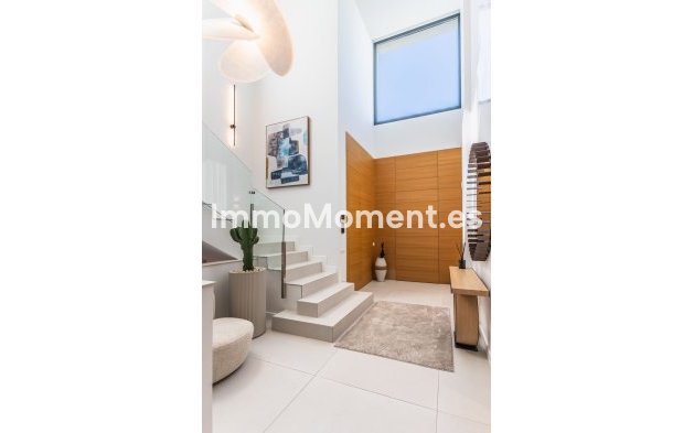 Resale - Villa - Marbella - Santa Clara