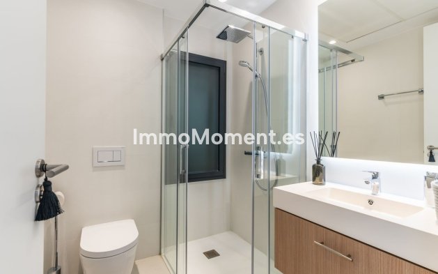 Resale - Villa - Marbella - Santa Clara