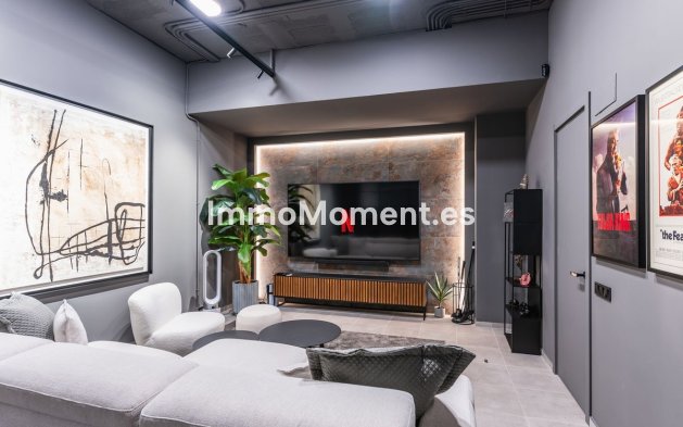 Resale - Villa - Marbella - Santa Clara