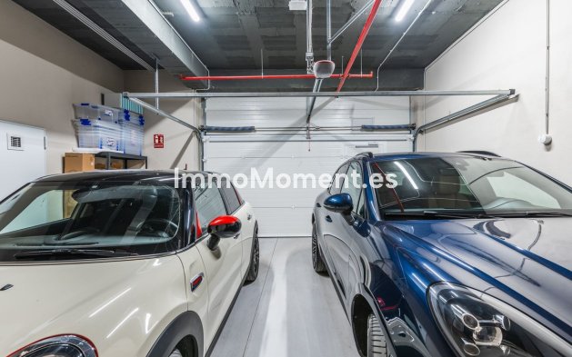 Resale - Villa - Marbella - Santa Clara