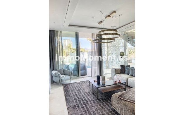 Revente - Villa - Marbella - Nueva Andalucía