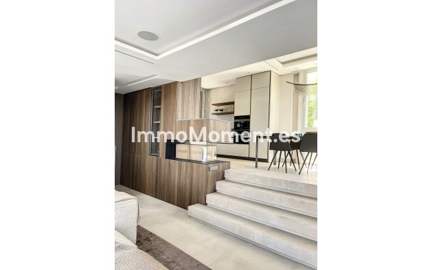 Revente - Villa - Marbella - Nueva Andalucía