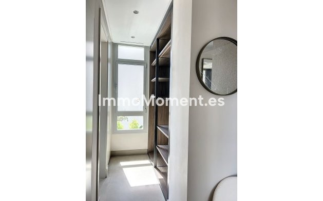 Revente - Villa - Marbella - Nueva Andalucía