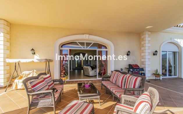 Wiederverkauf - Villa - Estepona  - Estepona Centro