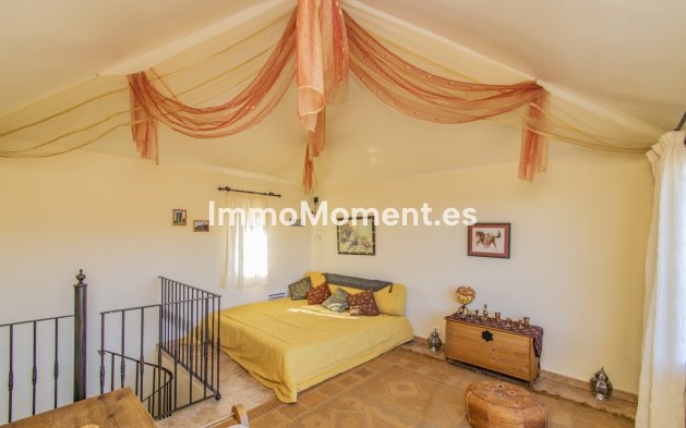 Wiederverkauf - Villa - Estepona  - Estepona Centro