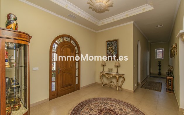 Wiederverkauf - Villa - Estepona  - Estepona Centro