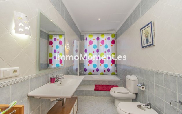 Wiederverkauf - Villa - Estepona  - Estepona Centro