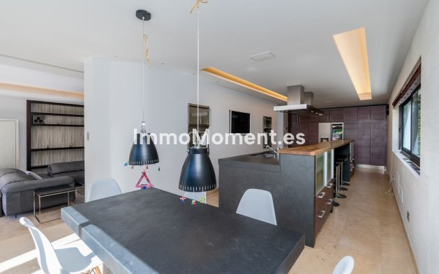 Wiederverkauf - Villa - Estepona  - New Golden Mile