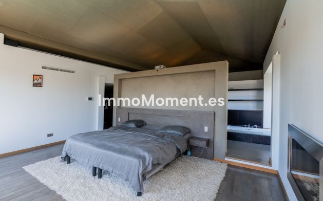 Wiederverkauf - Villa - Estepona  - New Golden Mile