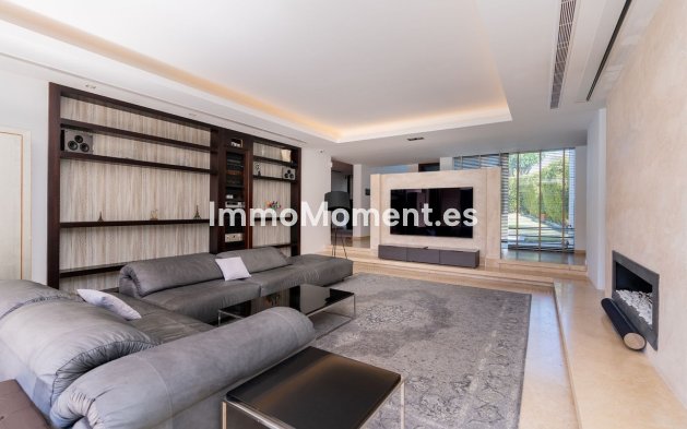 Wiederverkauf - Villa - Estepona  - New Golden Mile