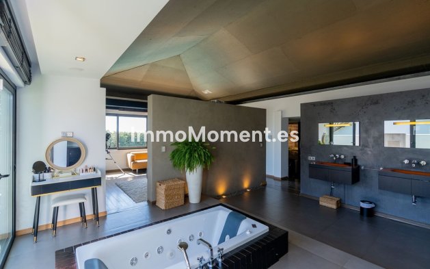 Wiederverkauf - Villa - Estepona  - New Golden Mile