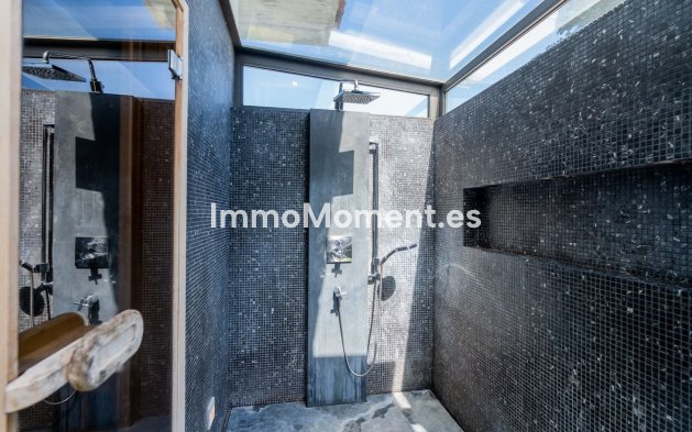 Wiederverkauf - Villa - Estepona  - New Golden Mile