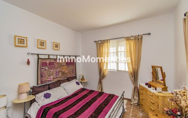 Reventa - Villa - Interior  - Monda