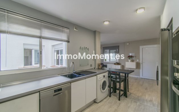 Resale - Apartment - Marbella - Marbella Centro