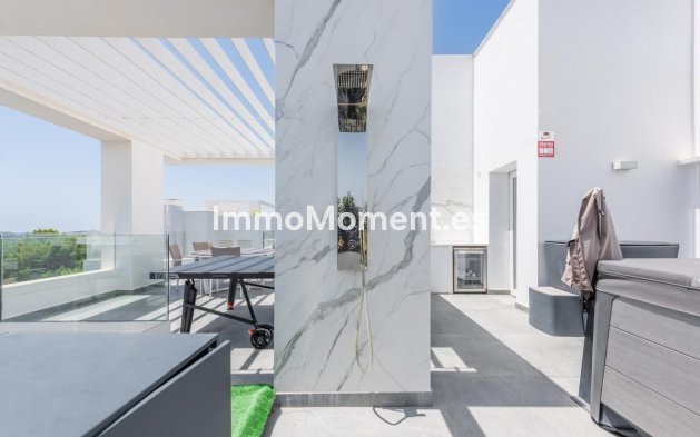 Resale - Apartment - Benahavís - La Quinta